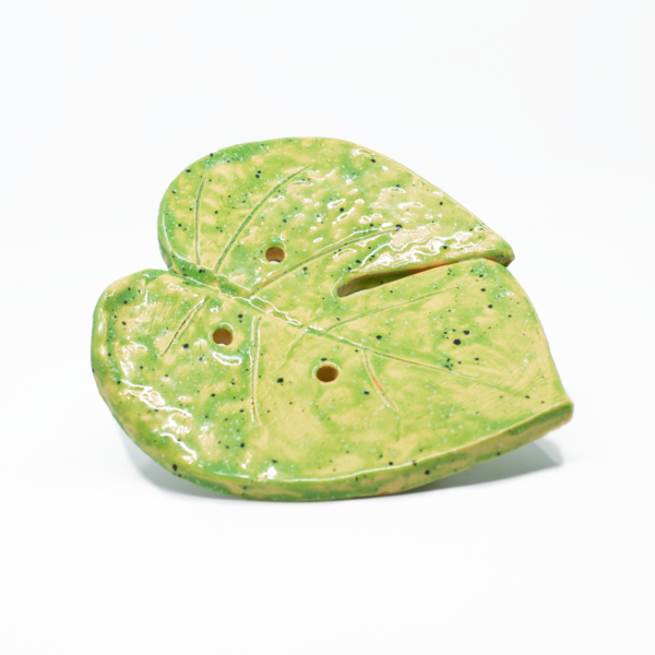 Ceramic soap dish with draining board