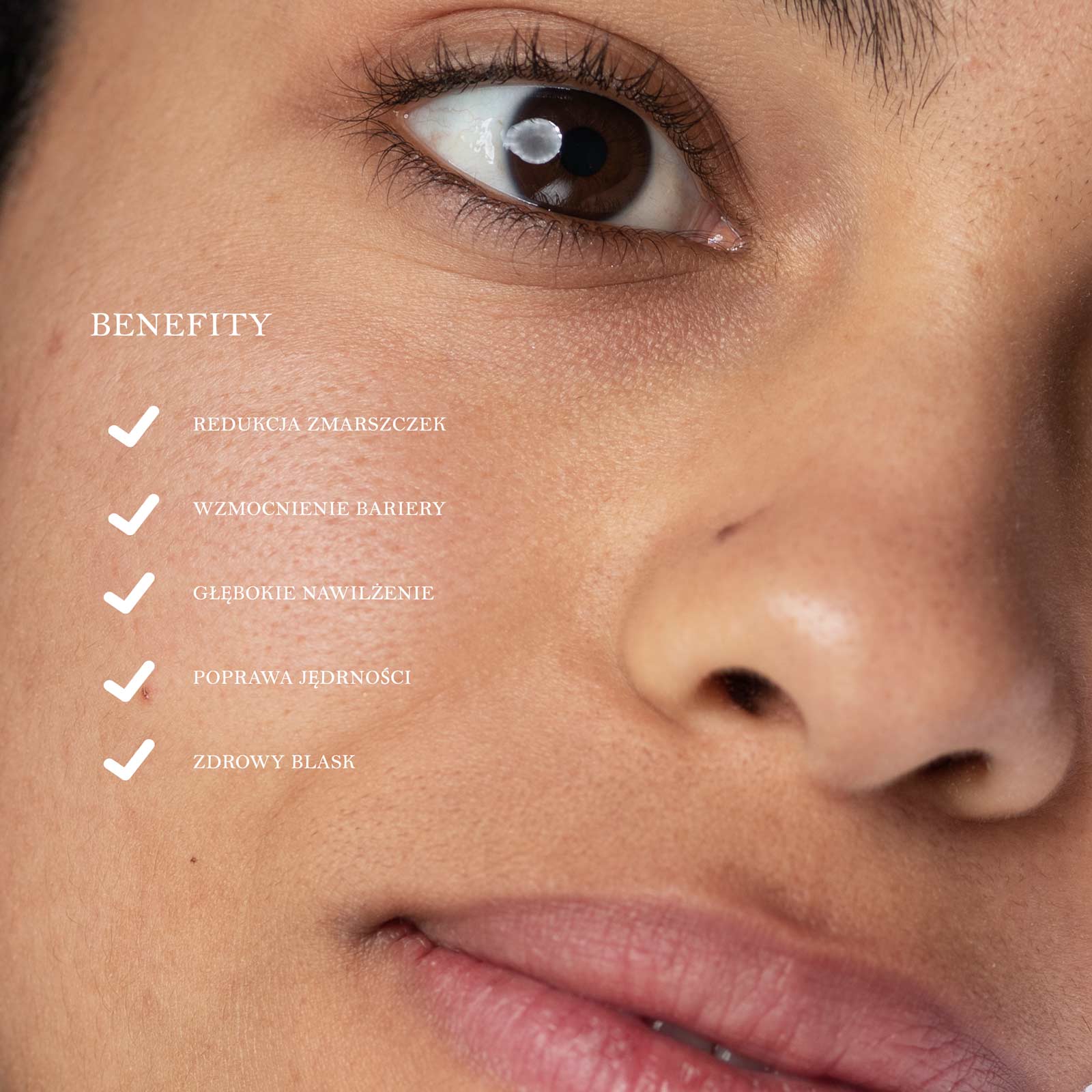 close-up-skin-pores-face-care-routine-Recovered Biosoma Krem Pro Collagen Ceramide Peptide 50 ml – Silny Krem Przeciwzmarszczkowy z Ceramidami i Peptydami